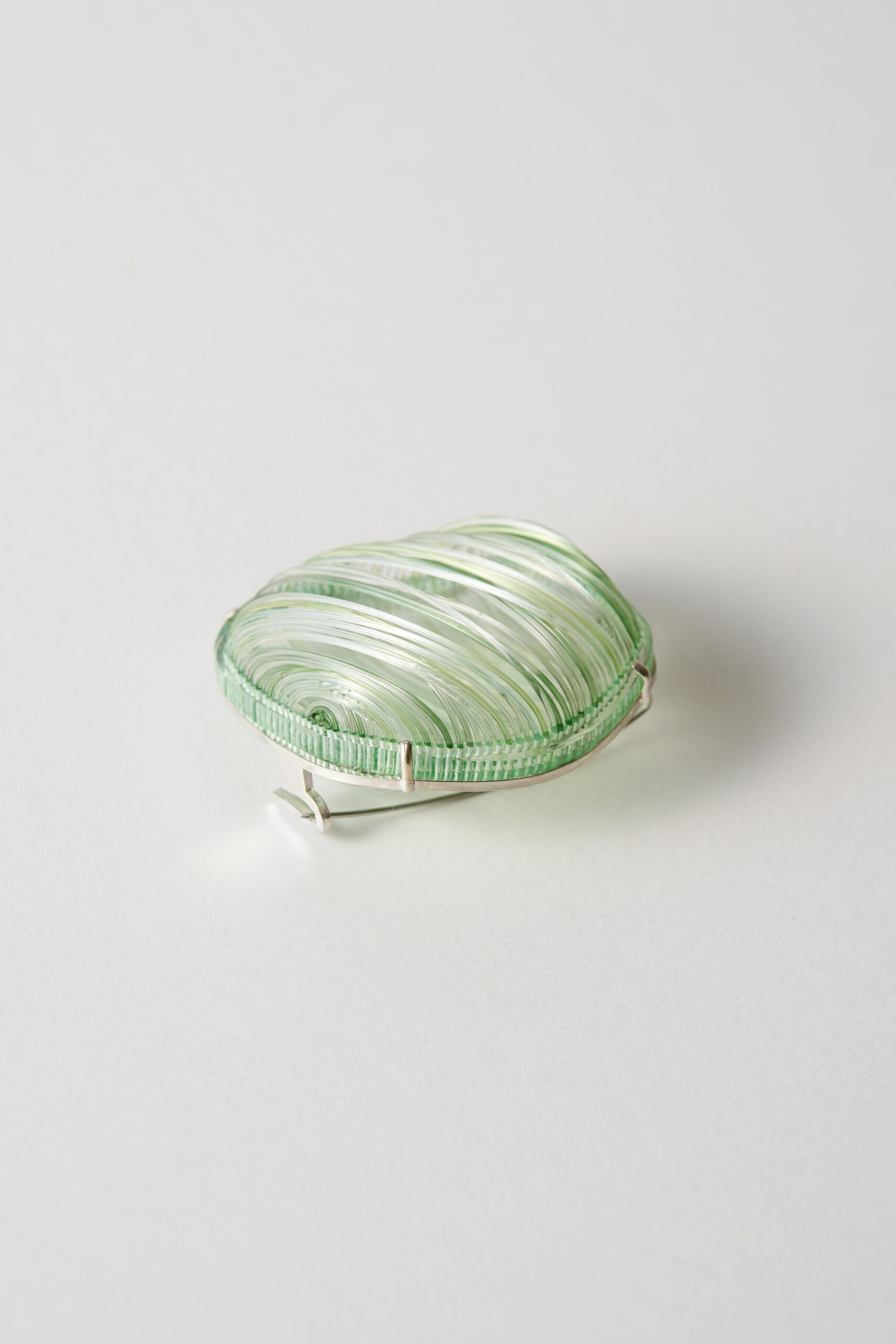 glimmer brooch No.2-4